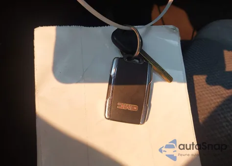 2015 Chevrolet Silverado 1500 1Lt from USA, damaged, VIN 3GCPCREC8FG234386